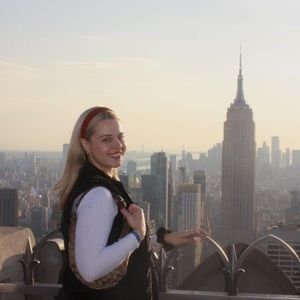 Meet your Posher, Jasmine